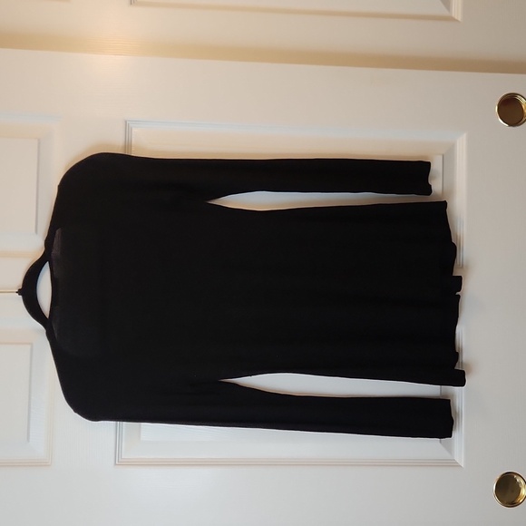 mark. Women's Black Scoop Neck Tunic Top Size S - Picture 7 of 9